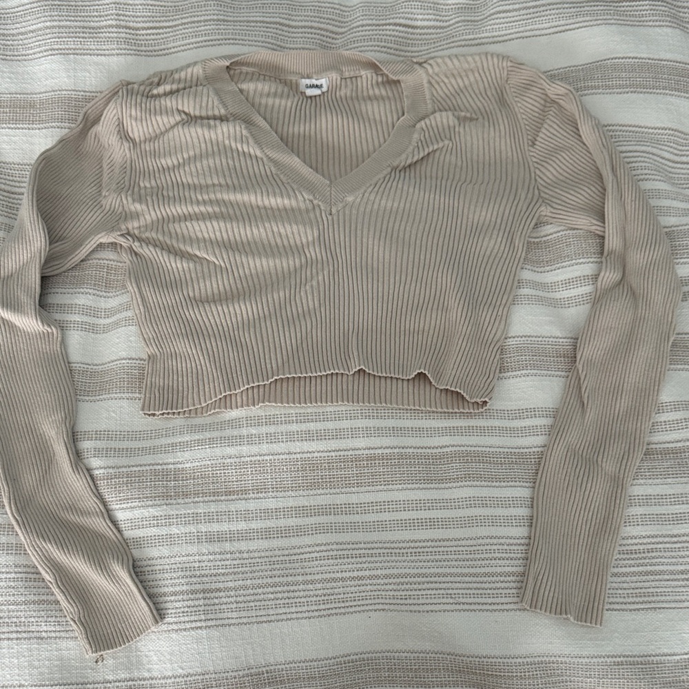 Beige Ribbed V-Neck Cropped Garage Sweater